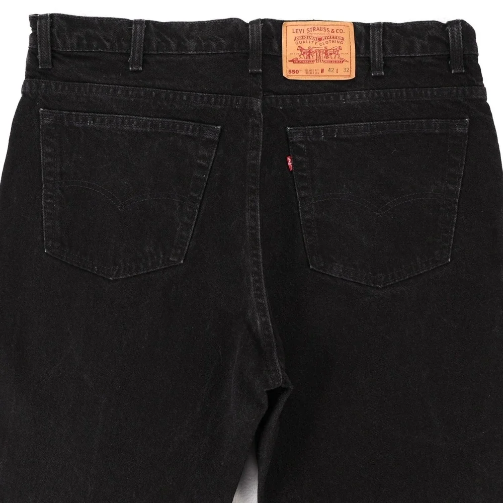 Levis 550 Relaxed Fit Tapered Leg Black Jeans Mens 41x32 Made in USA Vintage
